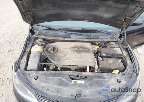 2015 Chrysler 200 S from USA, damaged, VIN 1C3CCCDGXFN757419